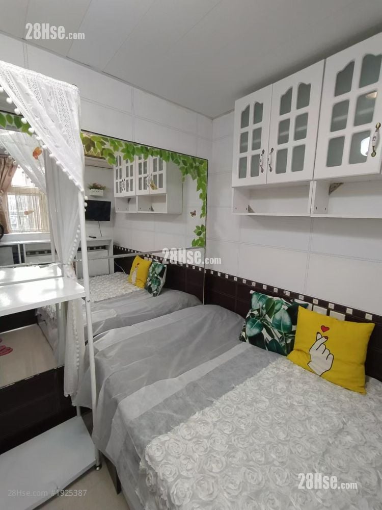 金冠大廈 租盤 1 房 , 1 浴室 100 平方呎