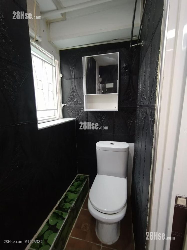 金冠大廈 租盤 1 房 , 1 浴室 100 平方呎