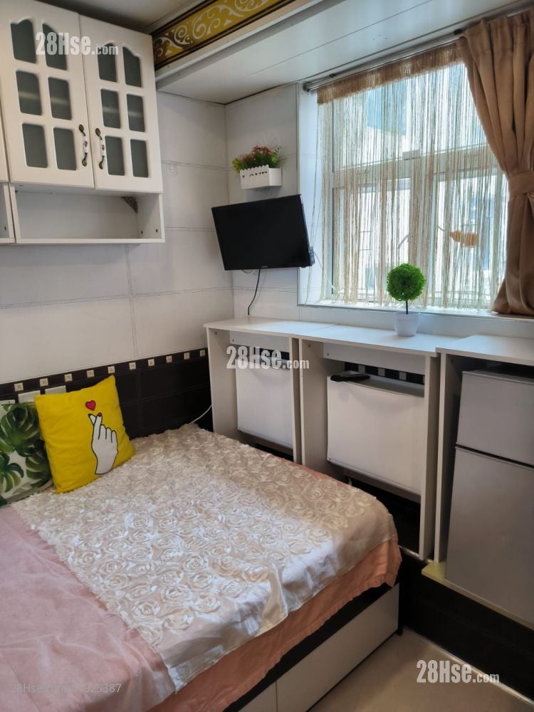 金冠大廈 租盤 1 房 , 1 浴室 100 平方呎