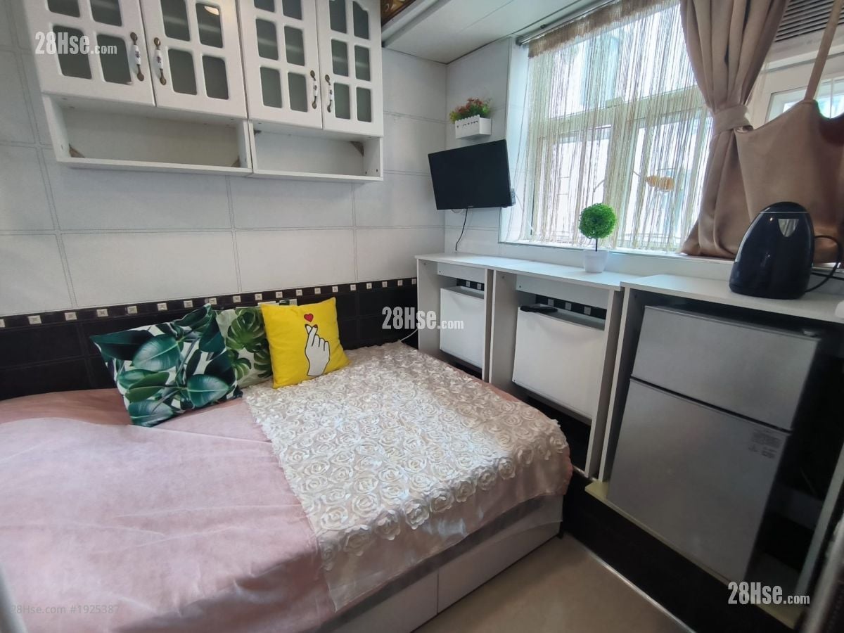 金冠大廈 租盤 1 房 , 1 浴室 100 平方呎