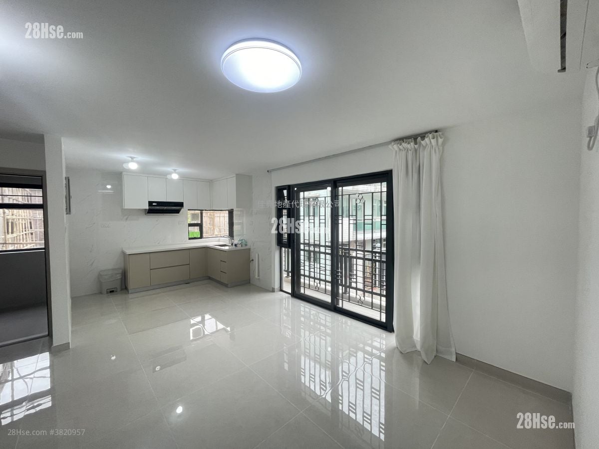 村屋 租盤 3 房 , 1 浴室 630 平方呎