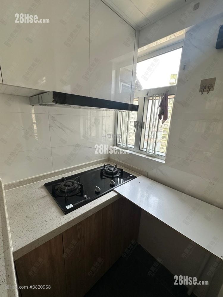 Marina Garden Sell 3 Bedrooms 567 ft²