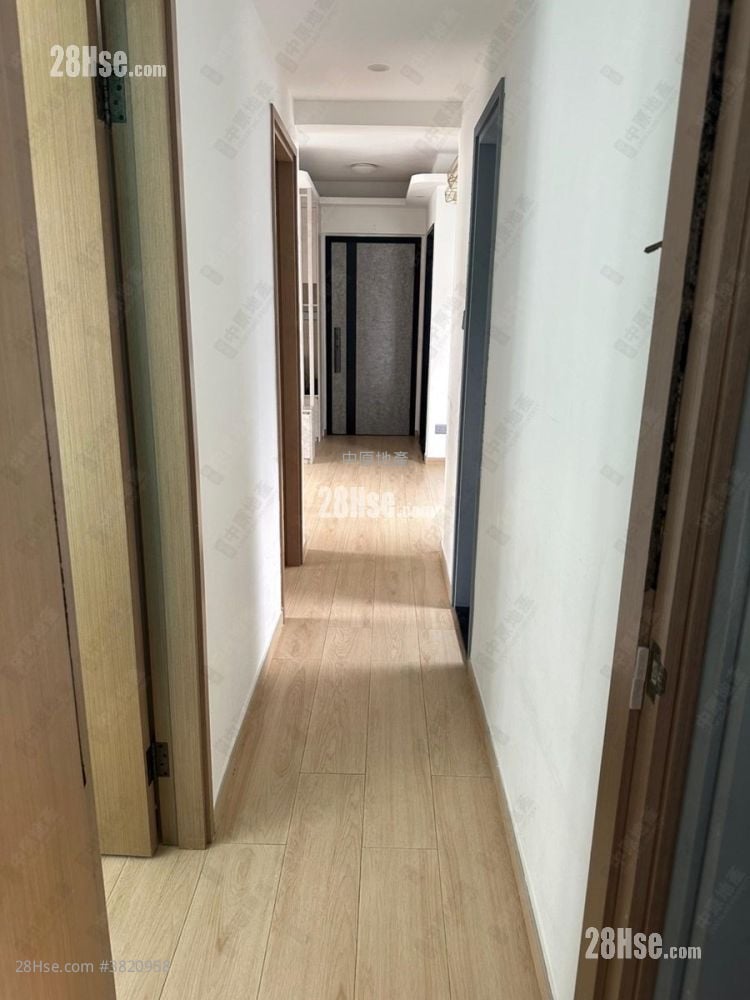 Marina Garden Sell 3 Bedrooms 567 ft²