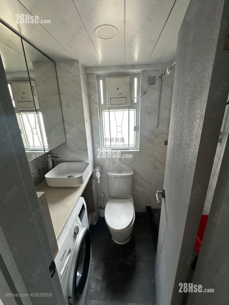 Marina Garden Sell 3 Bedrooms 567 ft²