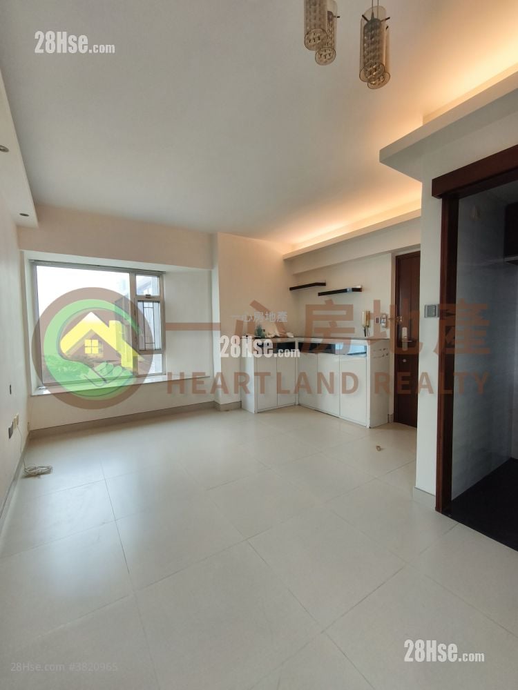 Marina Garden Sell 3 Bedrooms , 2 Bathrooms 567 ft²