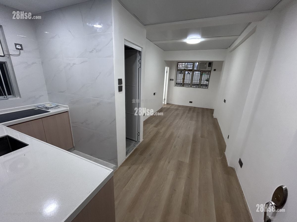 榮興大樓 租盤 2 房 , 1 浴室 360 平方呎