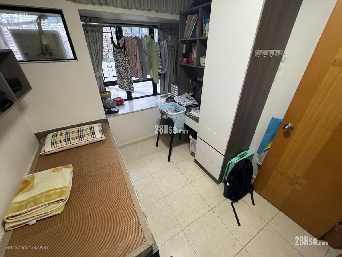 駿發花園 售盤 3 房 606 平方呎