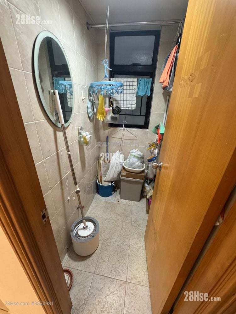 駿發花園 售盤 3 房 606 平方呎