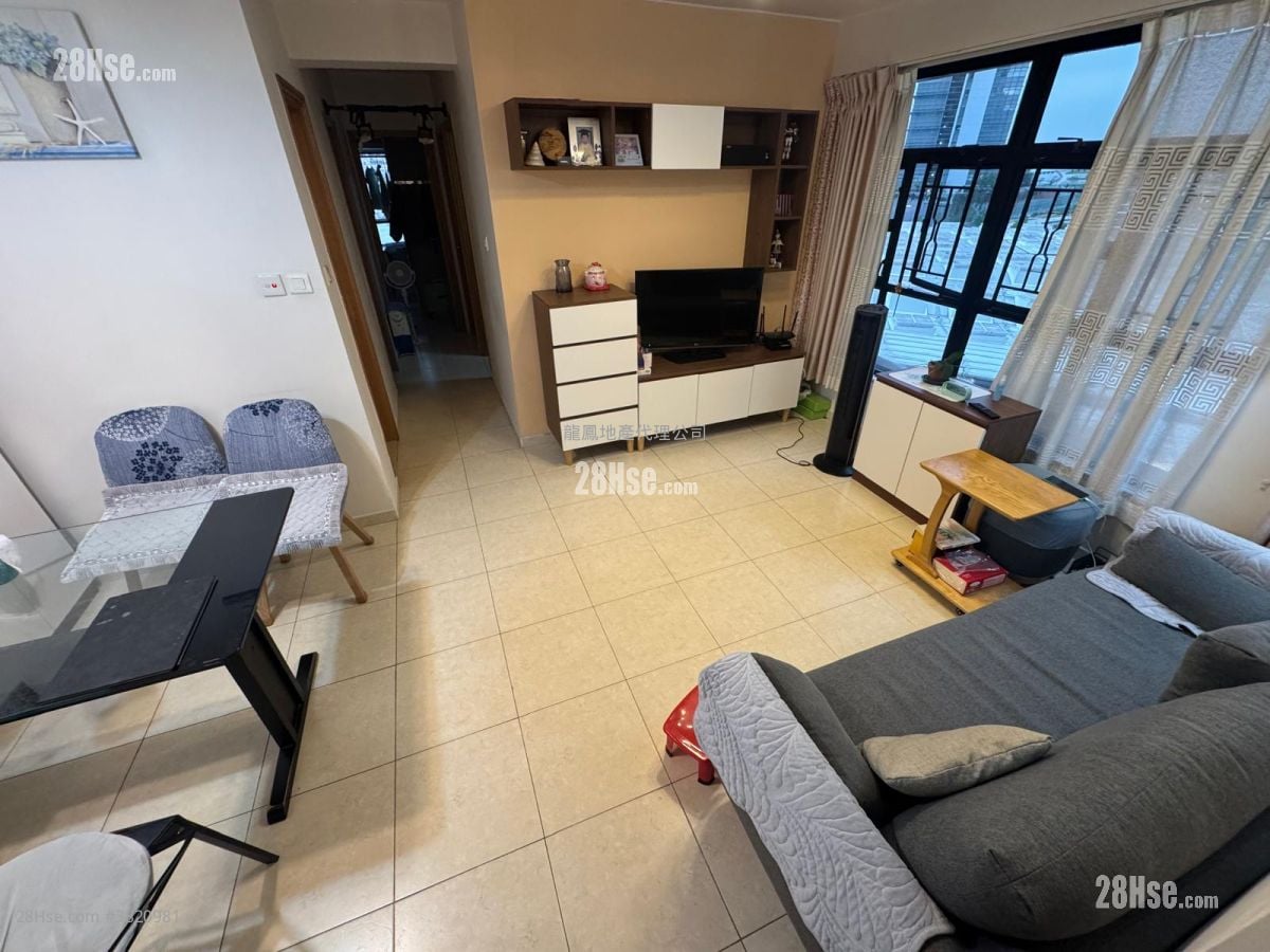 駿發花園 售盤 3 房 606 平方呎