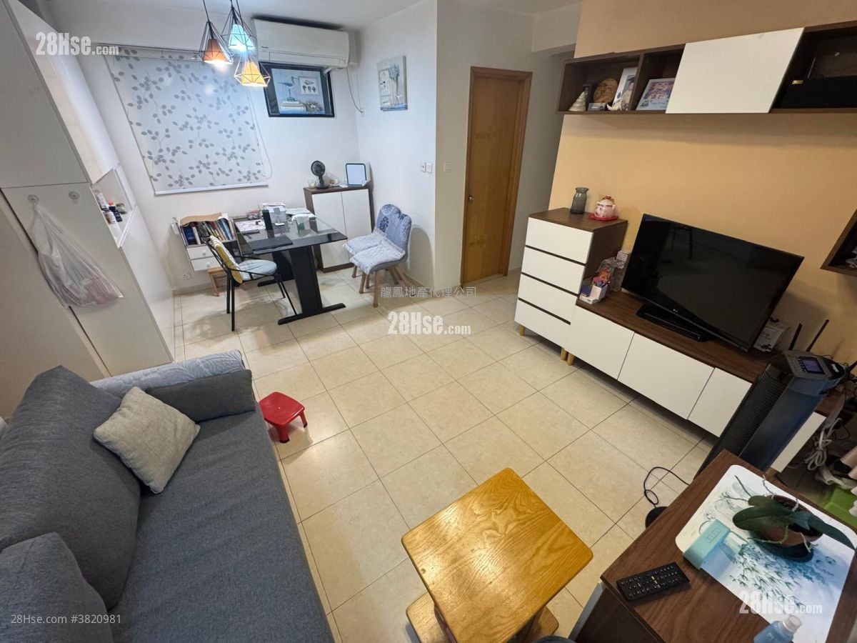 駿發花園 售盤 3 房 606 平方呎