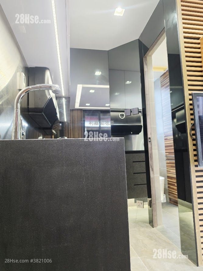 Fu Lee Loy Mansion Rental 1 Bedroom , 1 Bathroom 238 ft²