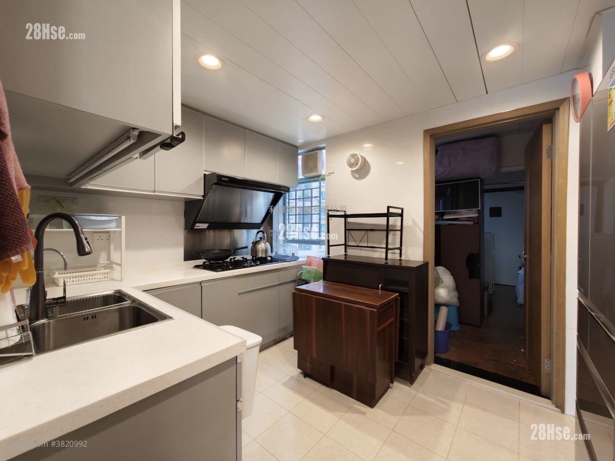 瑜翠园 售盘 3 房 1,155 平方尺