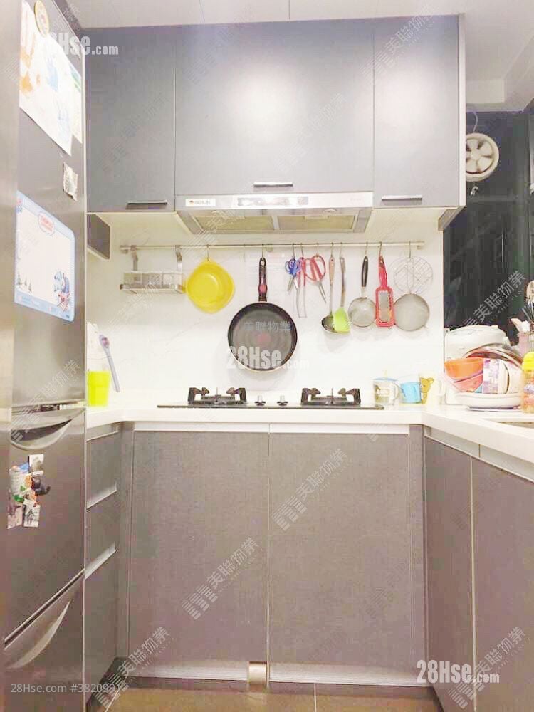 Dawning Views Sell 2 Bedrooms , 1 Bathroom 385 ft²