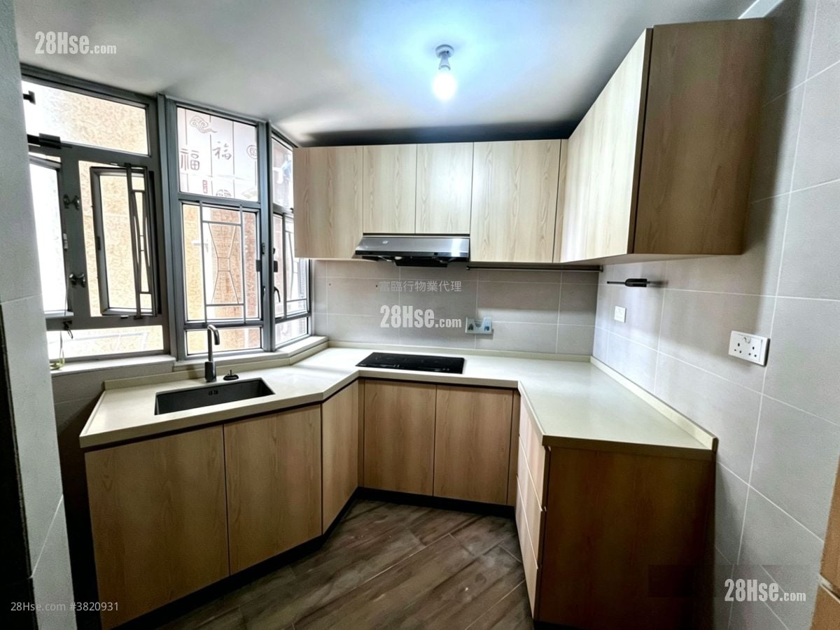 Yue On Court Rental 2 Bedrooms , 1 Bathroom 504 ft²