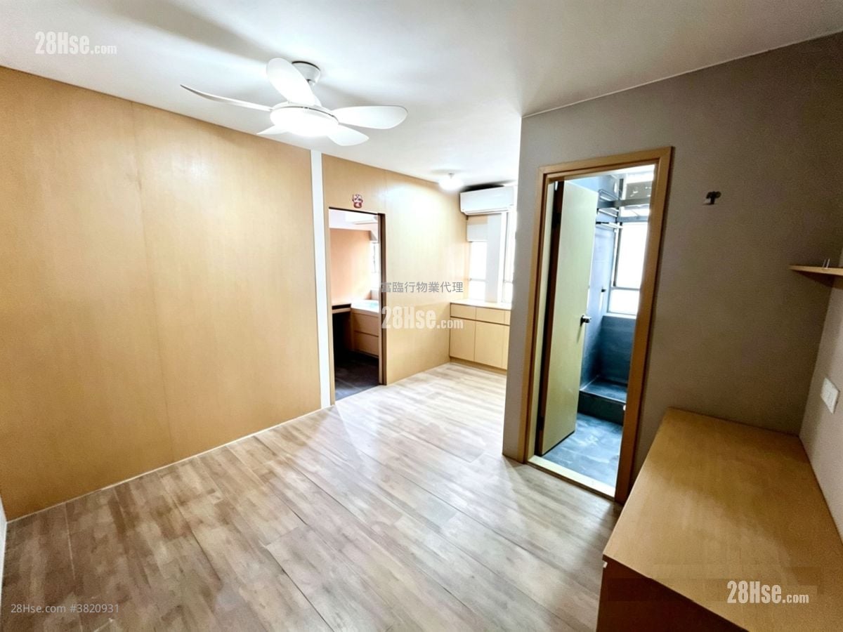 Yue On Court Rental 2 Bedrooms , 1 Bathroom 504 ft²