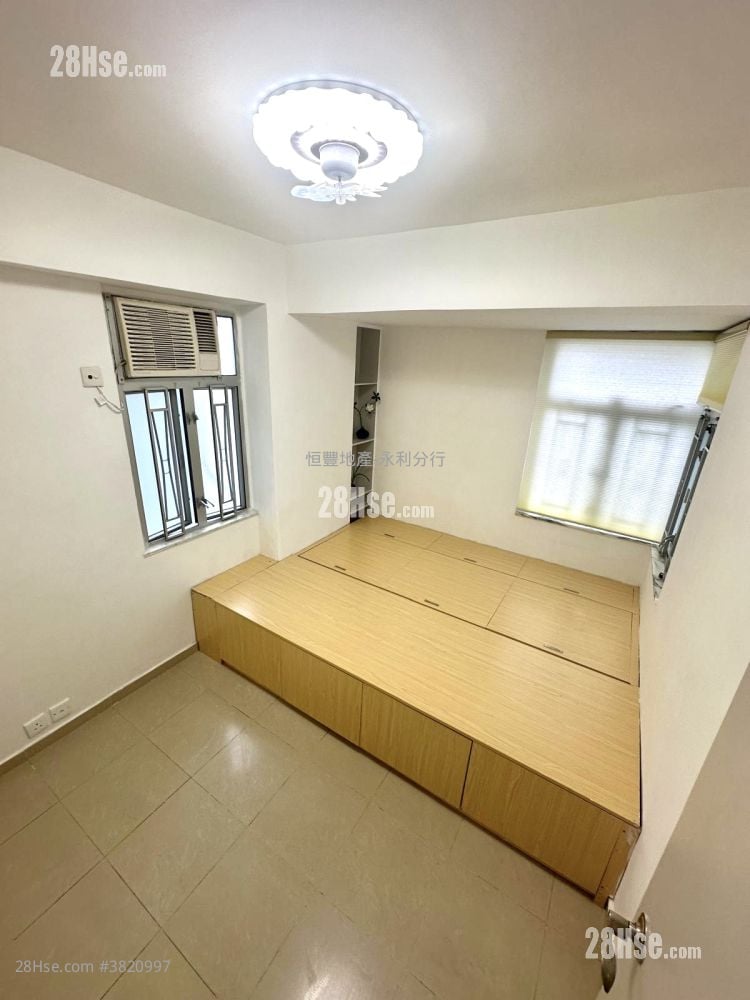 Walton Estate Rental 2 Bedrooms , 1 Bathroom 446 ft²