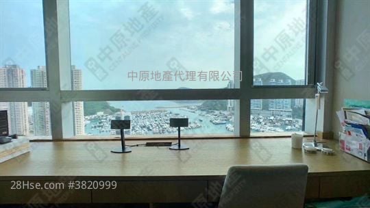 深湾9号 租盘 2 房 1,355 平方尺