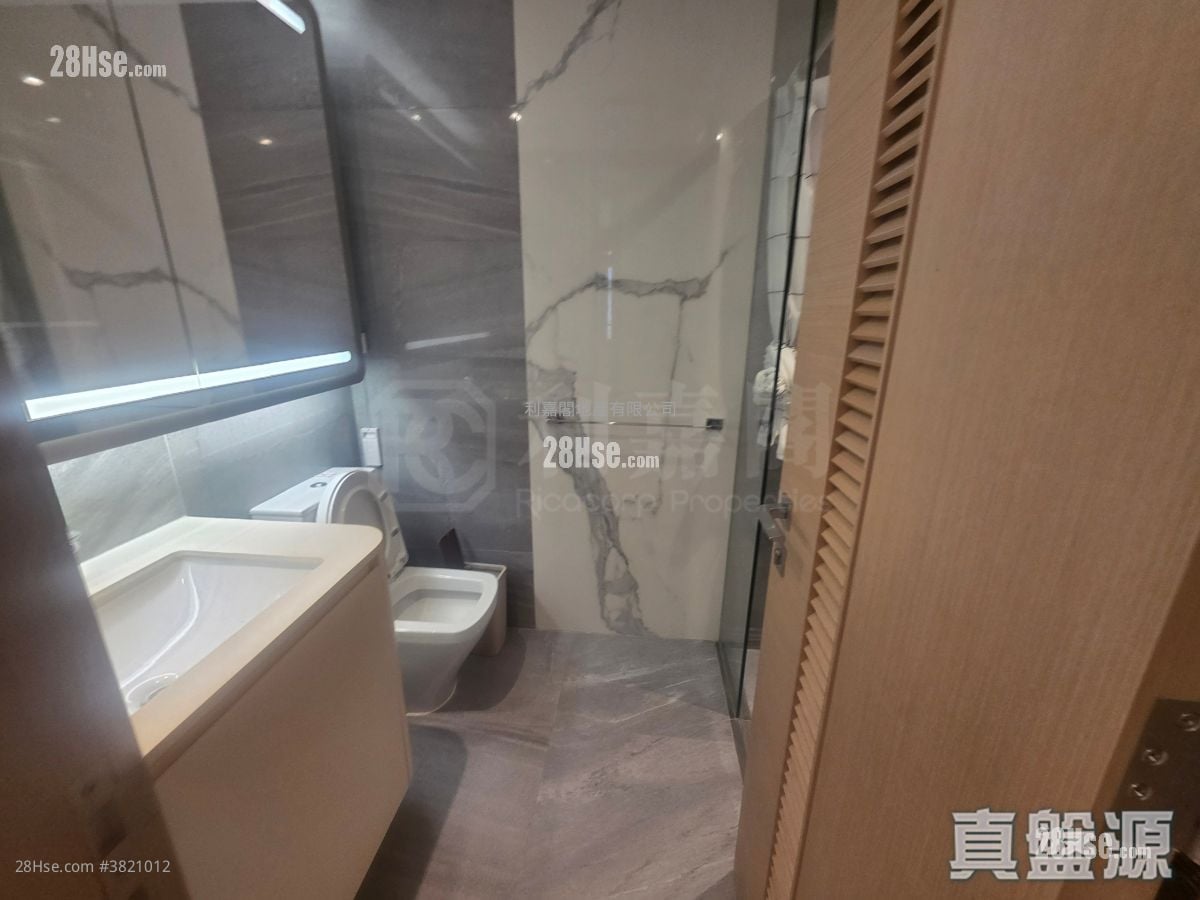 K.city Sell 2 Bedrooms 446 ft²