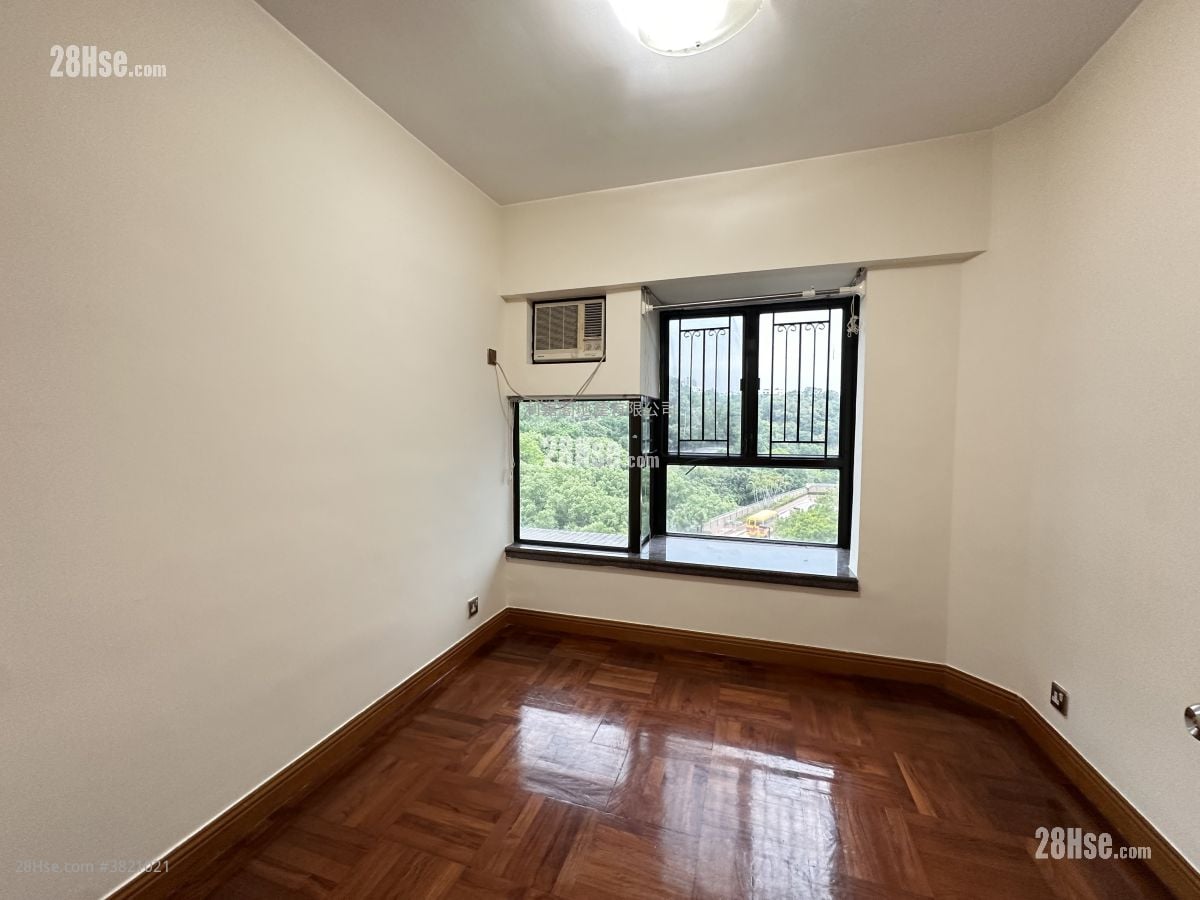 骏景园 租盘 3 房 , 2 浴室 974 平方尺