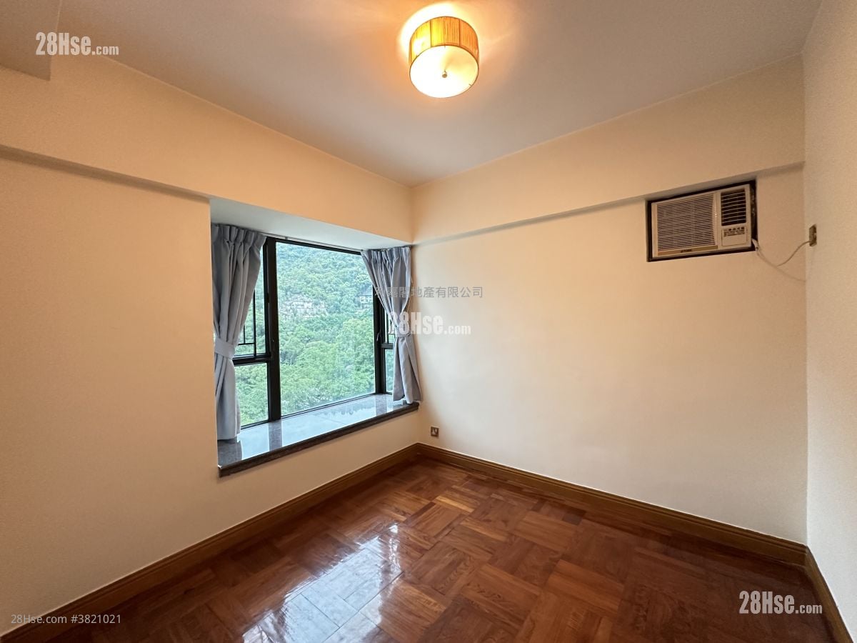 骏景园 租盘 3 房 , 2 浴室 974 平方尺