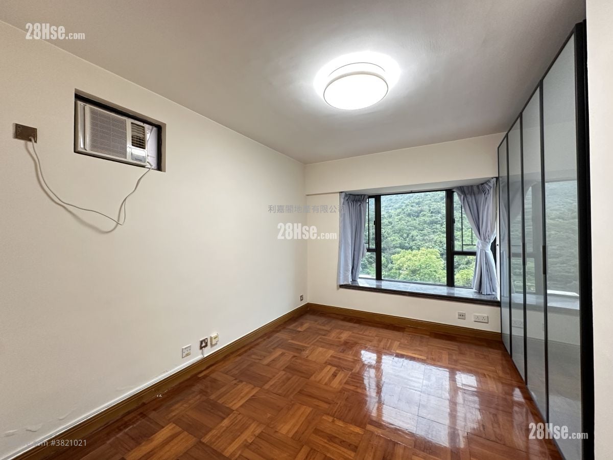 骏景园 租盘 3 房 , 2 浴室 974 平方尺