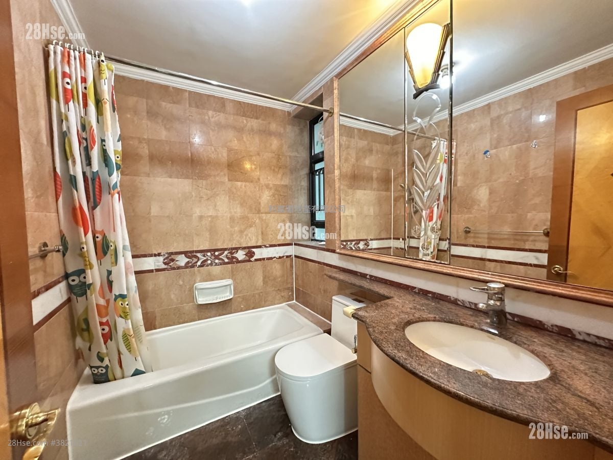 骏景园 租盘 3 房 , 2 浴室 974 平方尺