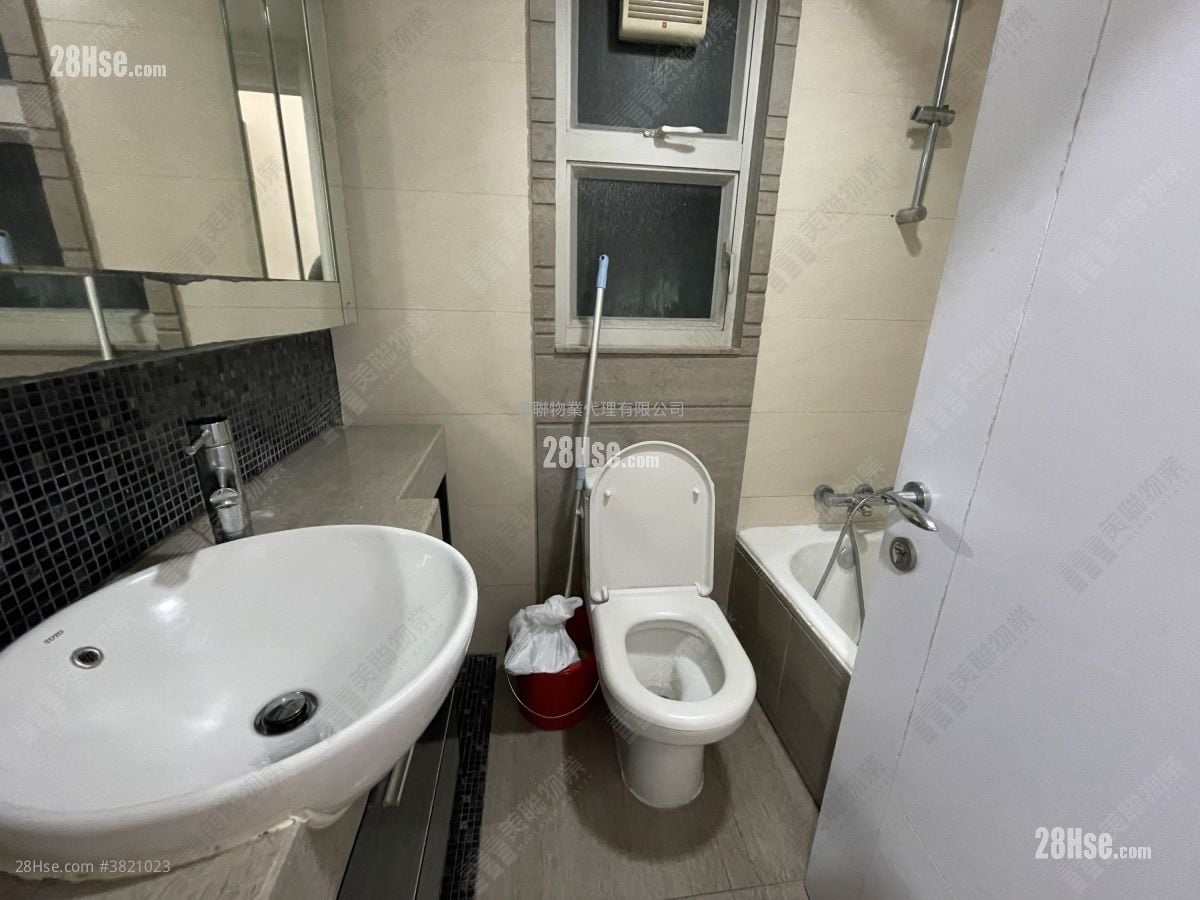 Festival City Sell 3 Bedrooms 742 ft²