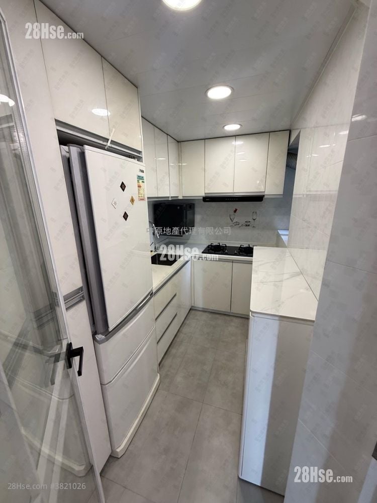 海怡半岛 租盘 2 房 , 2 浴室 650 平方尺