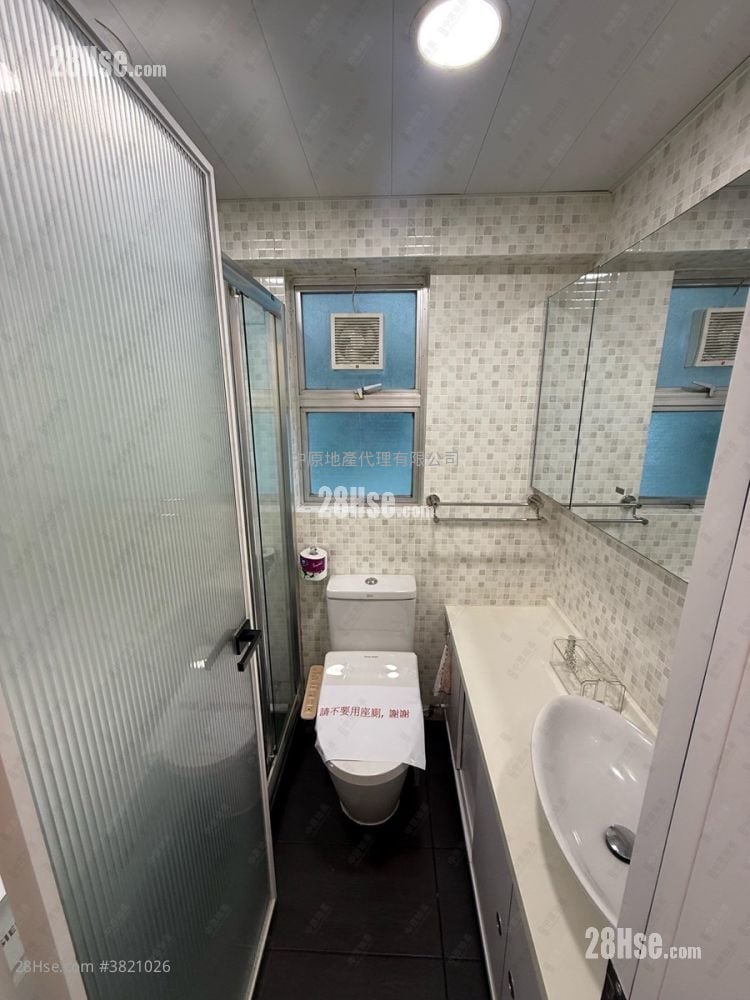 海怡半岛 租盘 2 房 , 2 浴室 650 平方尺