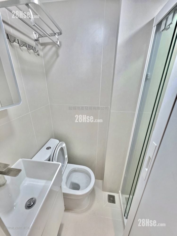Man Ying Building Rental Studio , 1 Bathroom 130 ft²