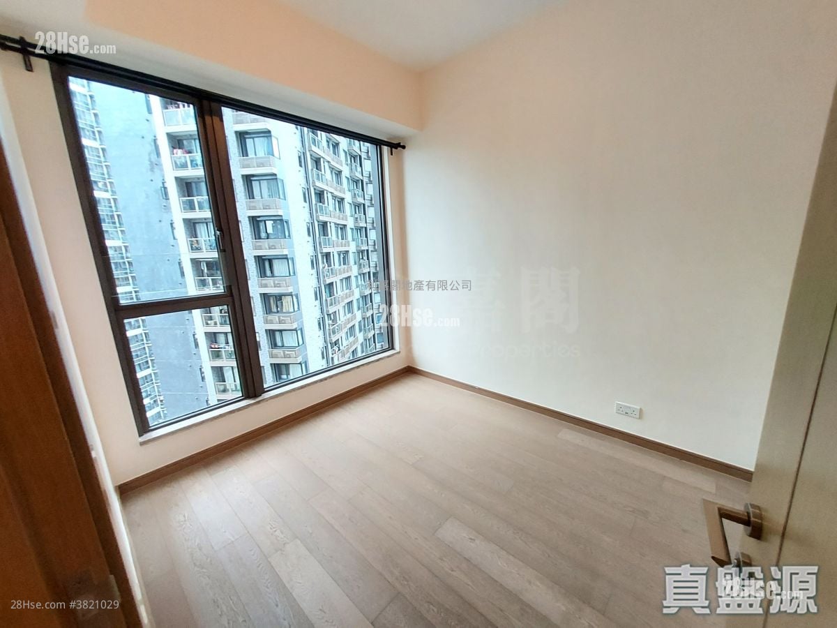 龙誉 租盘 348 平方尺