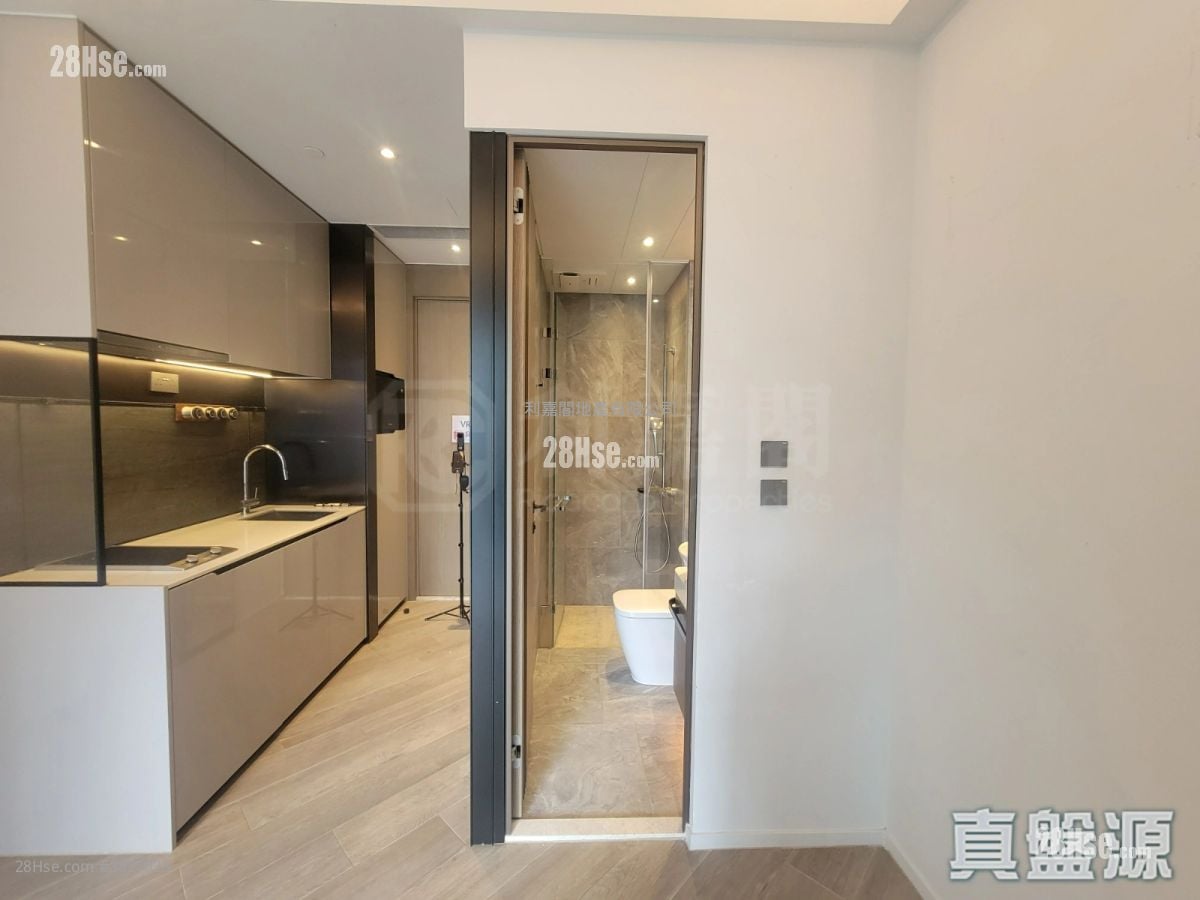 The Henley Sell 1 Bedroom 229 ft²