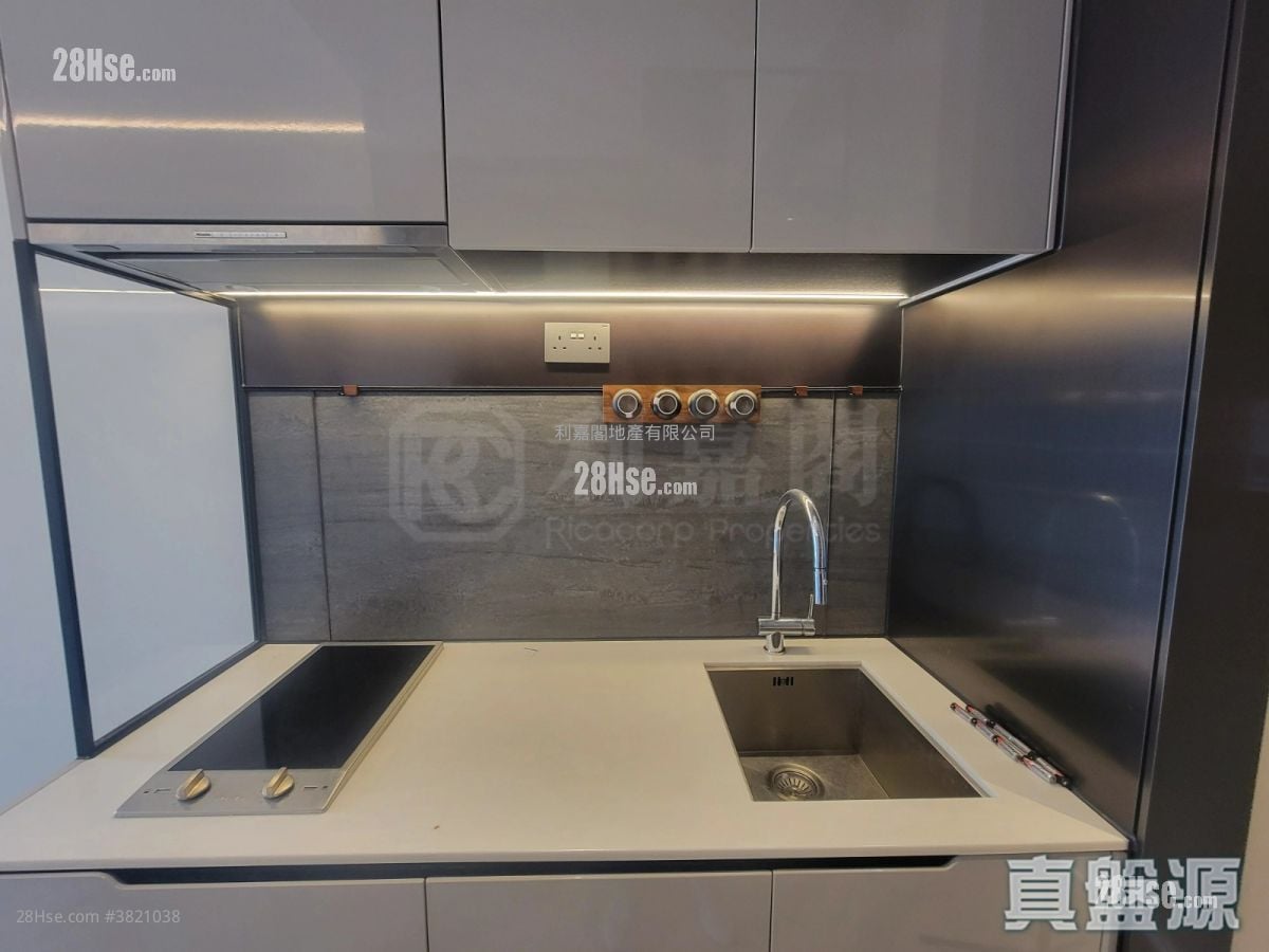 The Henley Sell 1 Bedroom 229 ft²