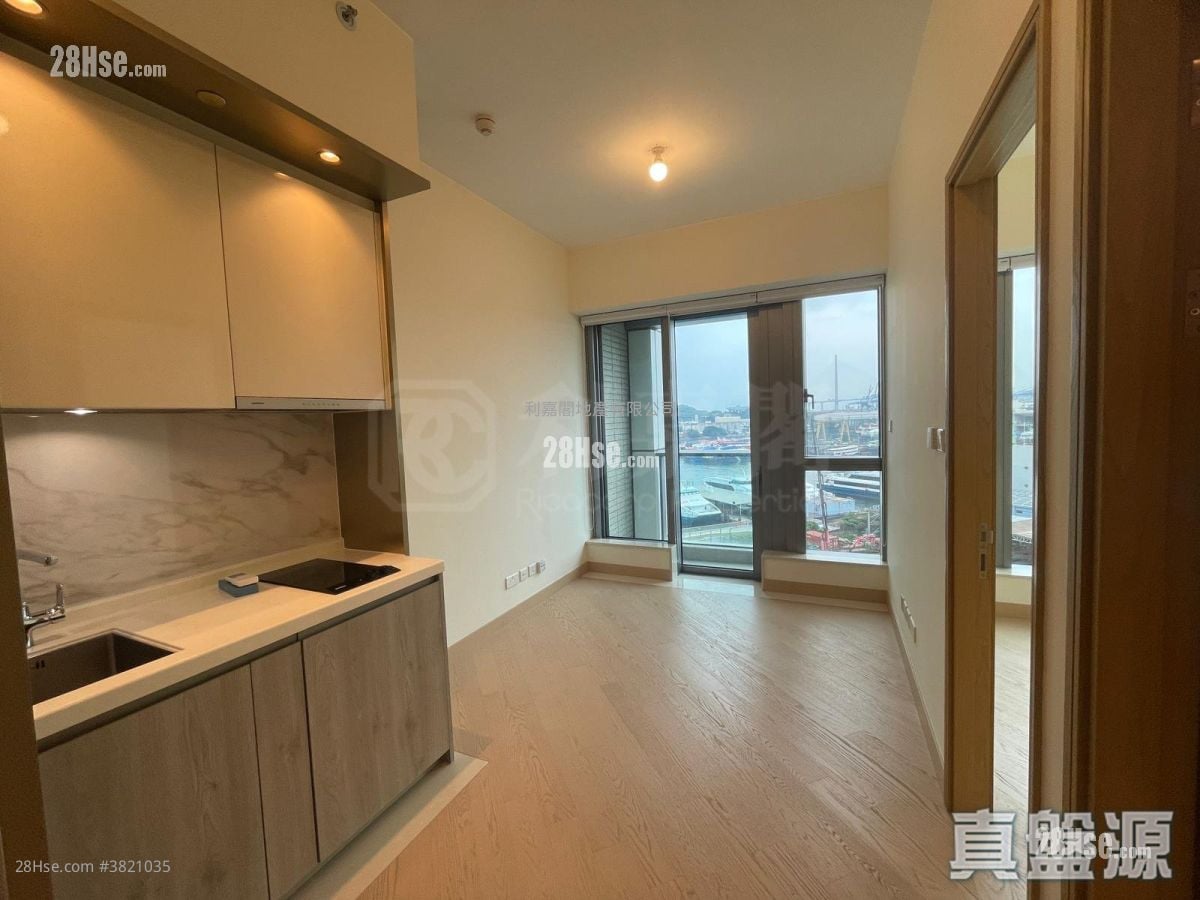 Grand Victoria Rental 1 Bedroom 320 ft²