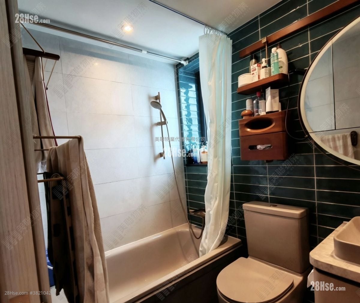 柏傲莊 售盤 3 房 , 2 浴室 671 平方呎