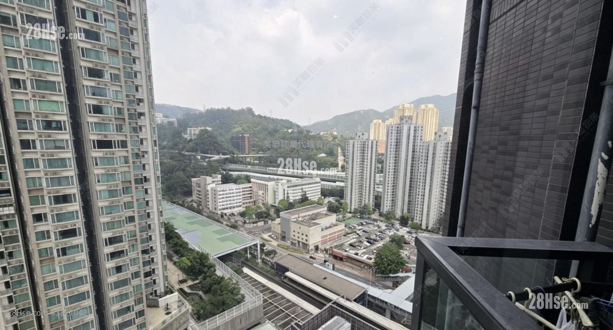 柏傲莊 售盤 3 房 , 2 浴室 671 平方呎