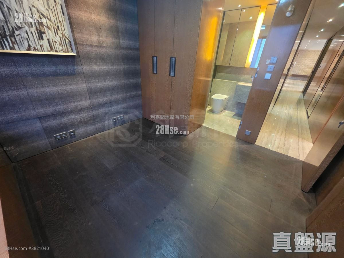 譽港灣 售盤 3 房 , 4 浴室 1,595 平方呎