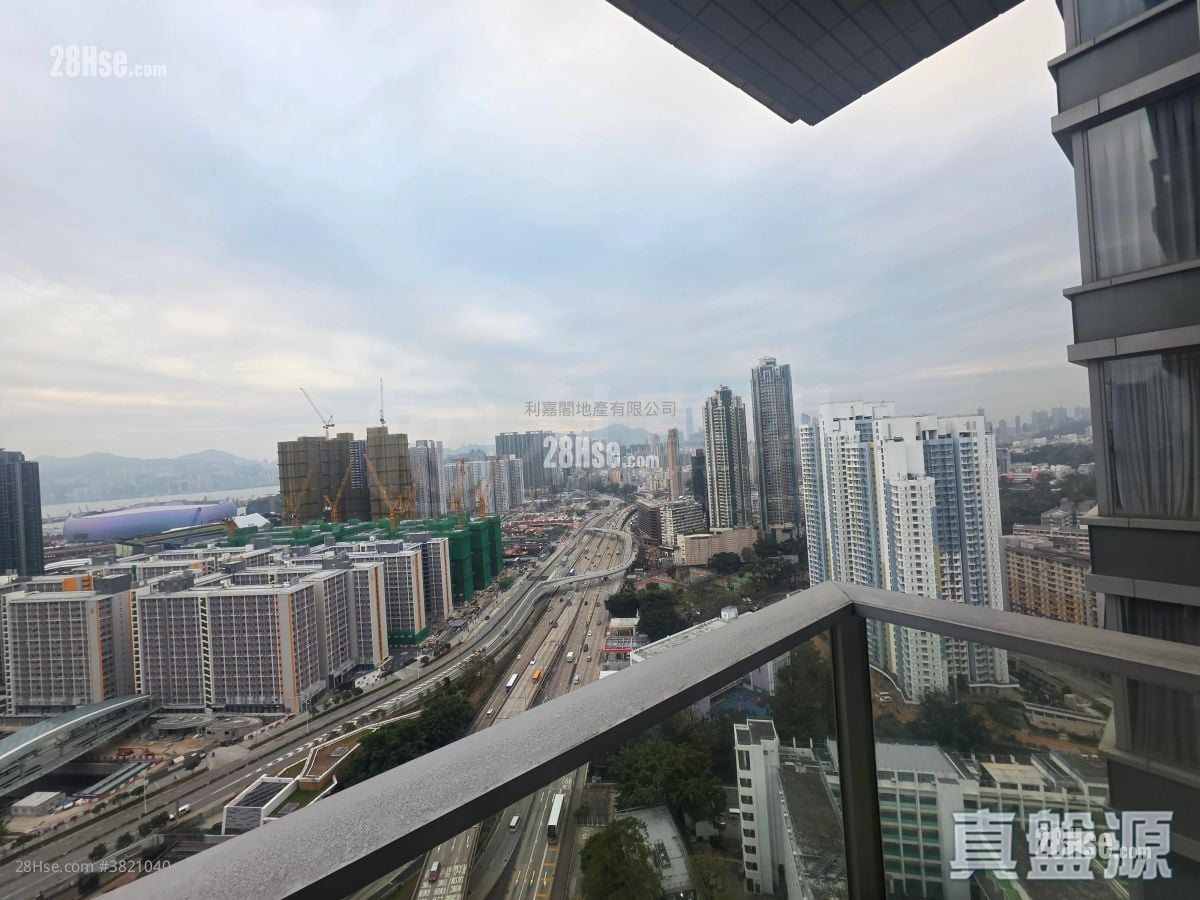 譽港灣 售盤 3 房 , 4 浴室 1,595 平方呎