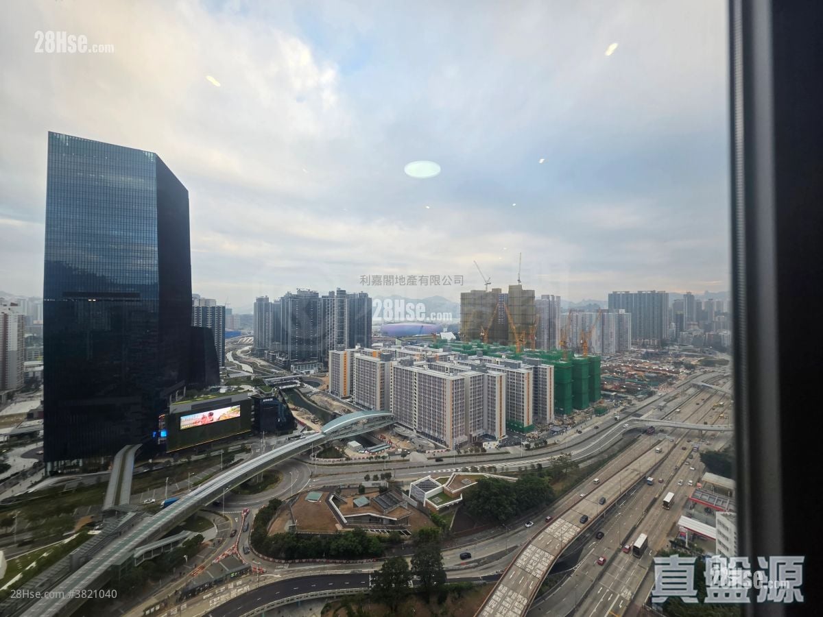 譽港灣 售盤 3 房 , 4 浴室 1,595 平方呎