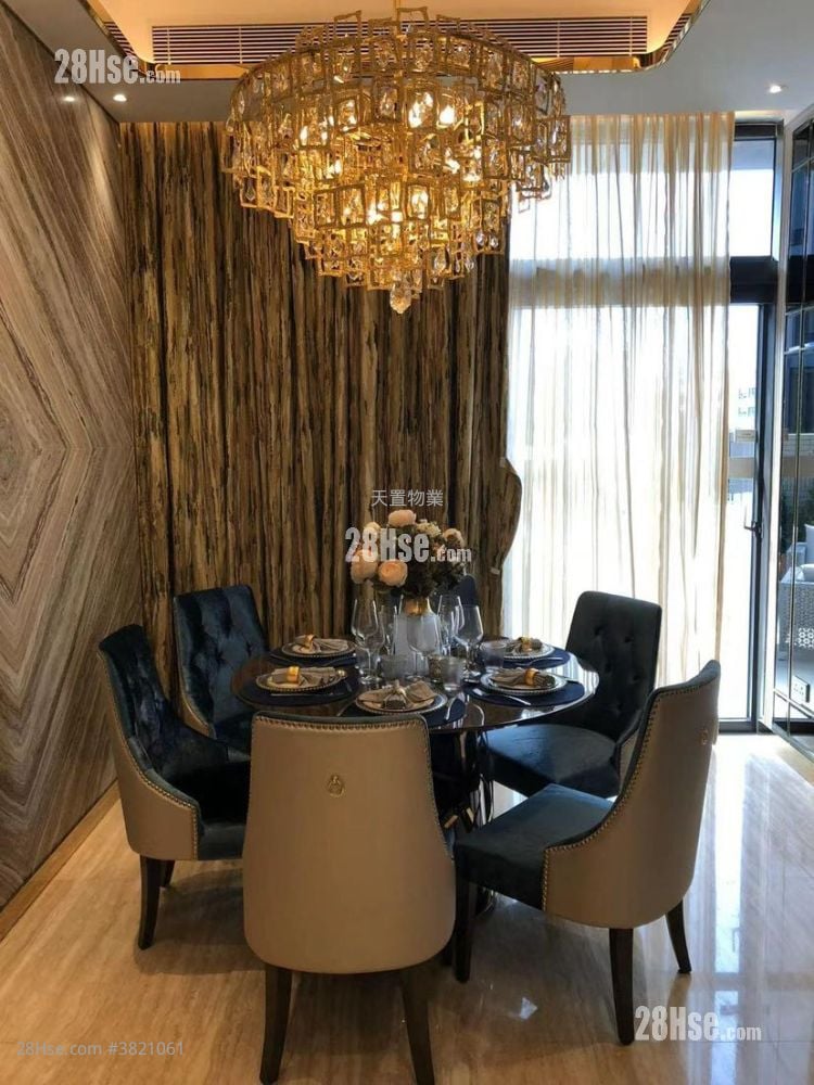 珀爵 租盘 5+ 房 , 5+ 浴室 2,027 平方尺