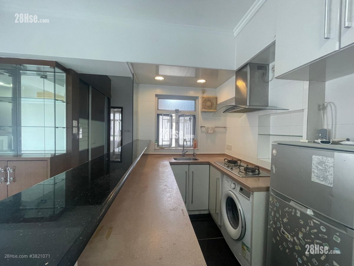 康華大廈 租盤 2 房 , 1 浴室 491 平方呎