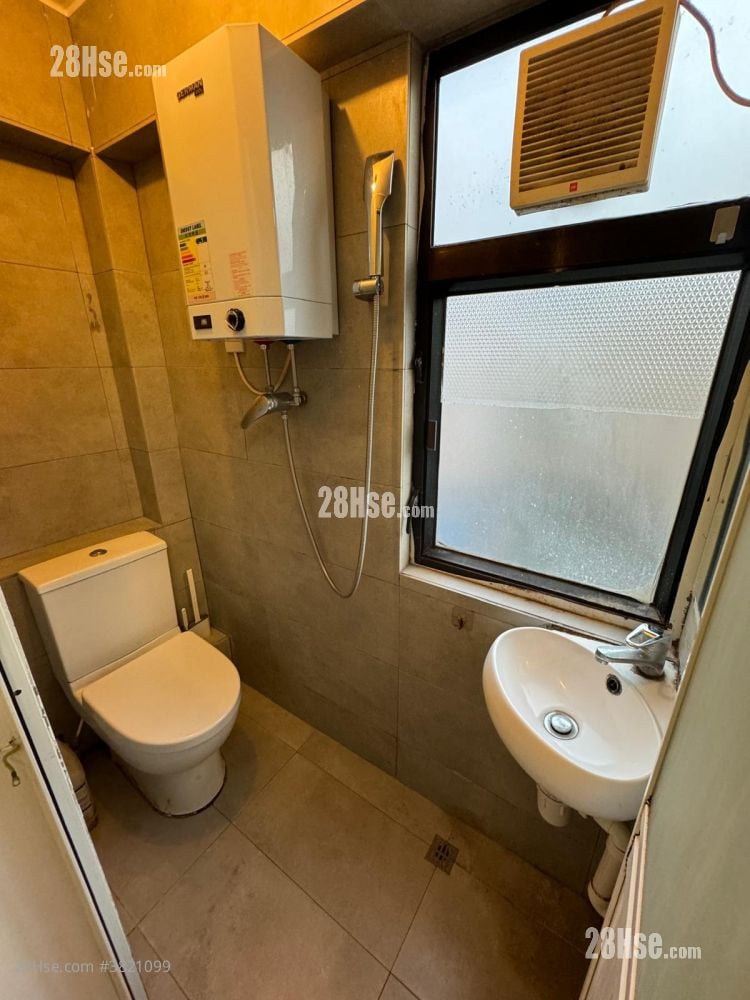 村屋 租盤 1 房 , 1 浴室 150 平方呎