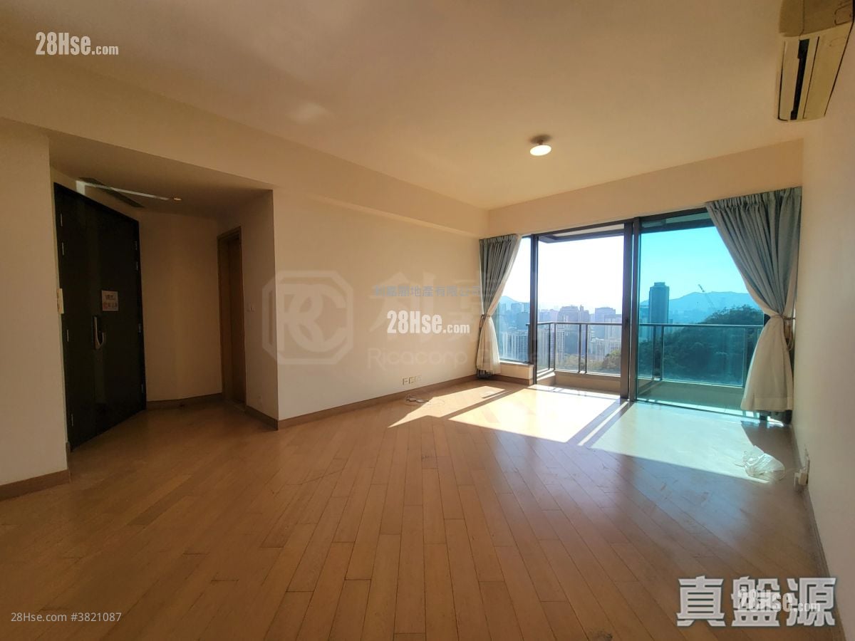 峻弦 租盘 4 房 , 4 浴室 1,342 平方尺