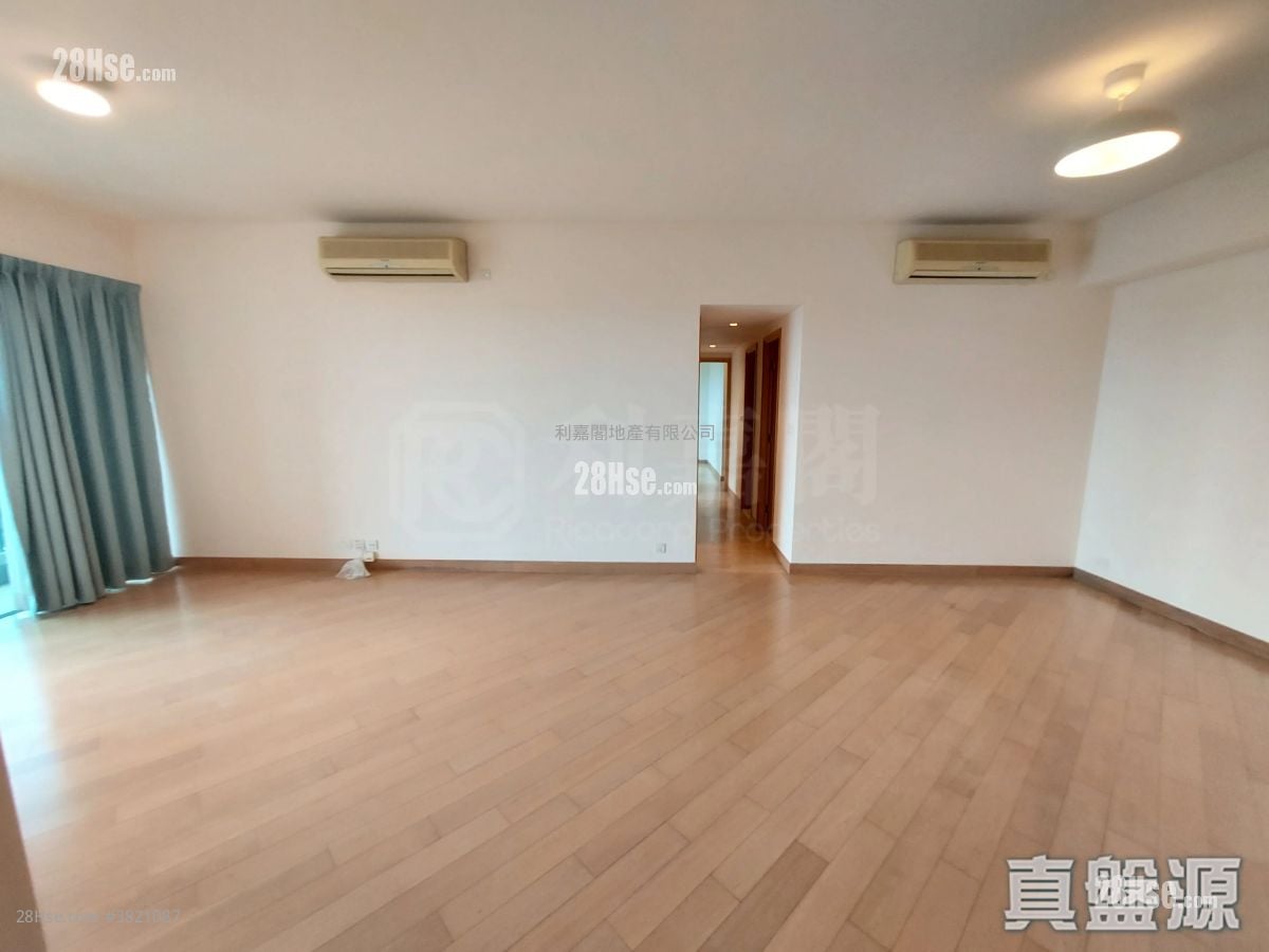 峻弦 租盘 4 房 , 4 浴室 1,342 平方尺