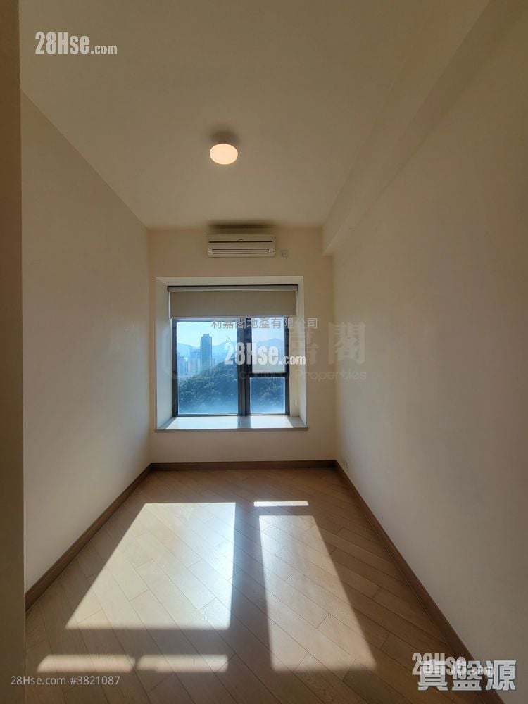 峻弦 租盘 4 房 , 4 浴室 1,342 平方尺