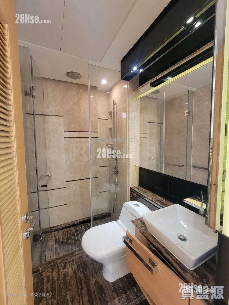 峻弦 租盘 4 房 , 4 浴室 1,342 平方尺