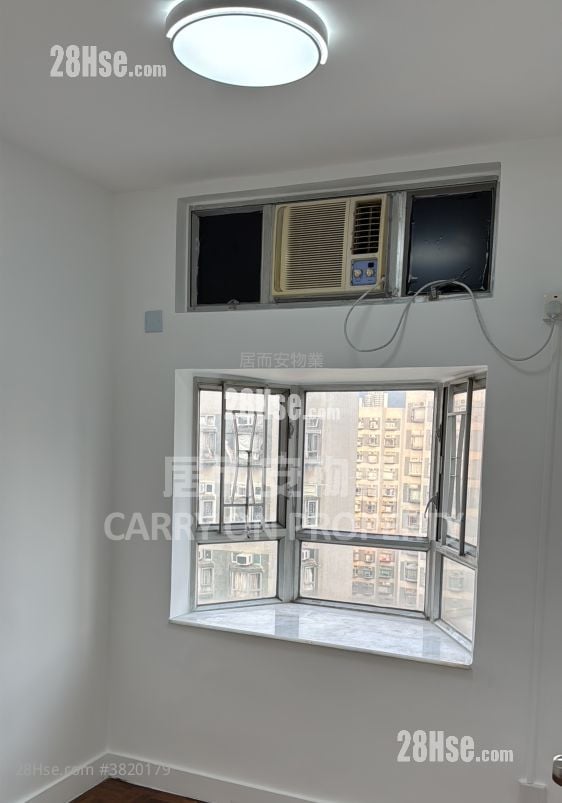 Riviera Gardens Rental 2 Bedrooms , 1 Bathroom 422 ft²