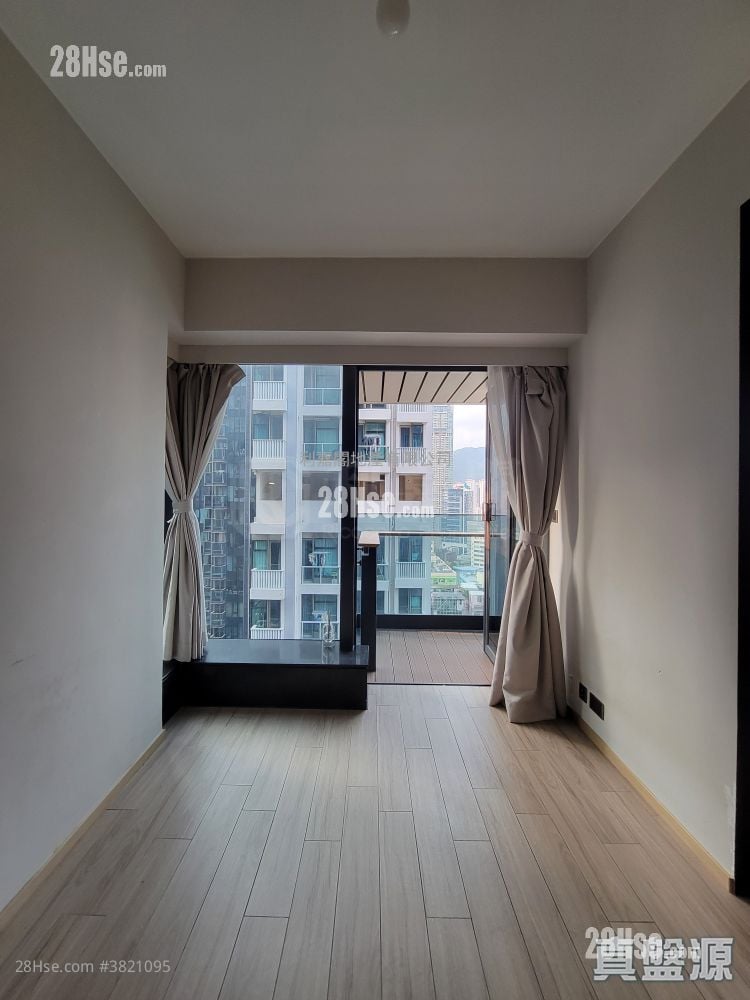 Cetus Square Mile Rental 1 Bedroom 278 ft²
