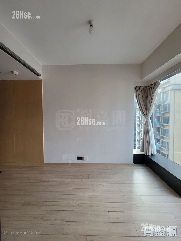 Cetus Square Mile Rental 1 Bedroom 278 ft²