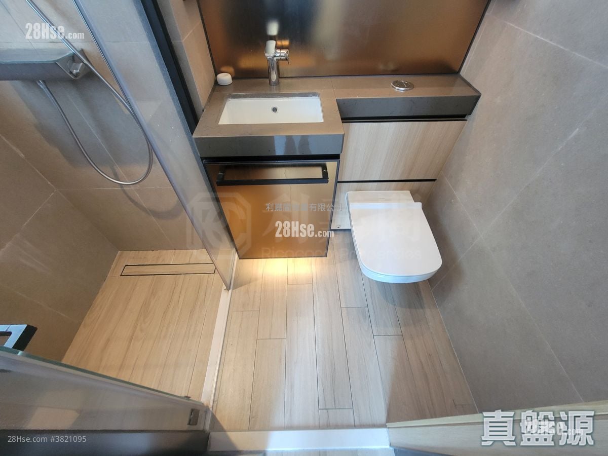 Cetus Square Mile Rental 1 Bedroom 278 ft²